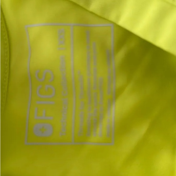 FIGS Citrine Scrub Set Top XXS & XS/Petite Bottoms - Picture 4 of 4